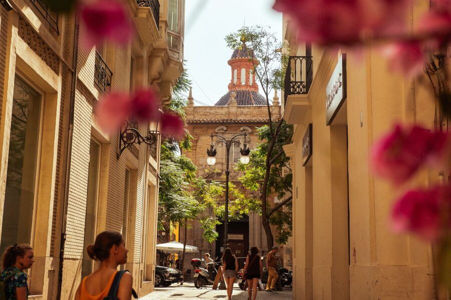 Valencia: 1.5-Hour Private Kick-Start Tour with a Local - Food advice that can shape the rest of your stay