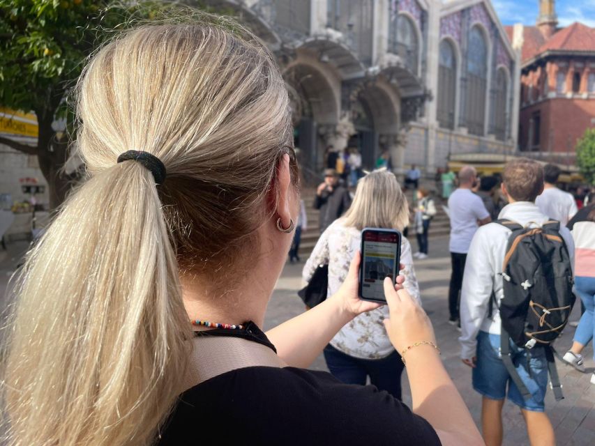 Valencia: 2-in-1 Biking and Walking Audio-Guided Route - Two ways to meet Valencia