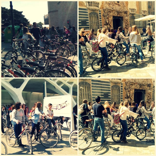 Valencia: 3-Hour City Bike Tour - The guide can shape the experience