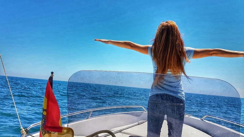 Valencia:Alquiler barco sin licencia PoblaFarnals+Beach Club - Key points before you book