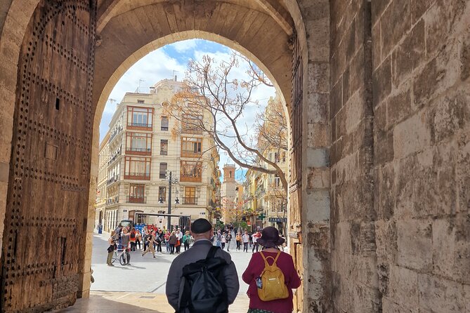 Valencia: Art & Architecture Guided Tour with Monuments Tickets - Why San Nicolás makes this tour worth considering