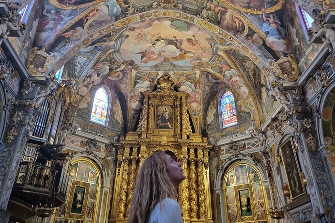Valencia: Art & Architecture Guided Tour with Monuments Tickets - Valencia Cathedral and the Holy Chalice