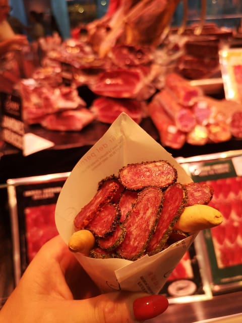 Valencia: Authentic Tapas & Drinks with a Local - The historic market stop and Valencian ingredients