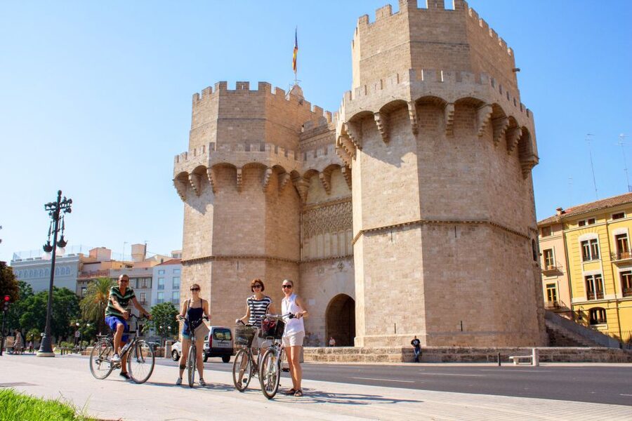 Valencia Bike Tour - Why the Turia Gardens make this a good city introduction