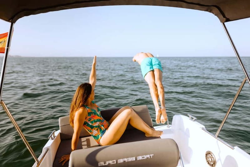 Valencia: Boat Rental without License - Malvarrosa is the main swimming stop