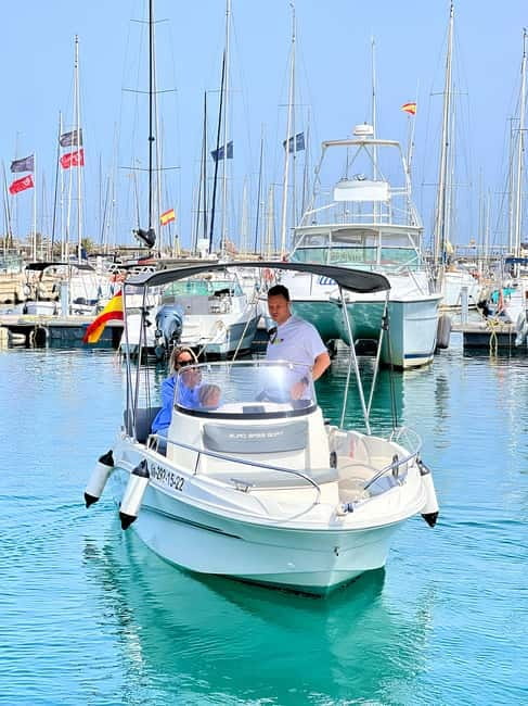 Valencia: Boat Rental without License - What the boat includes, and why it matters