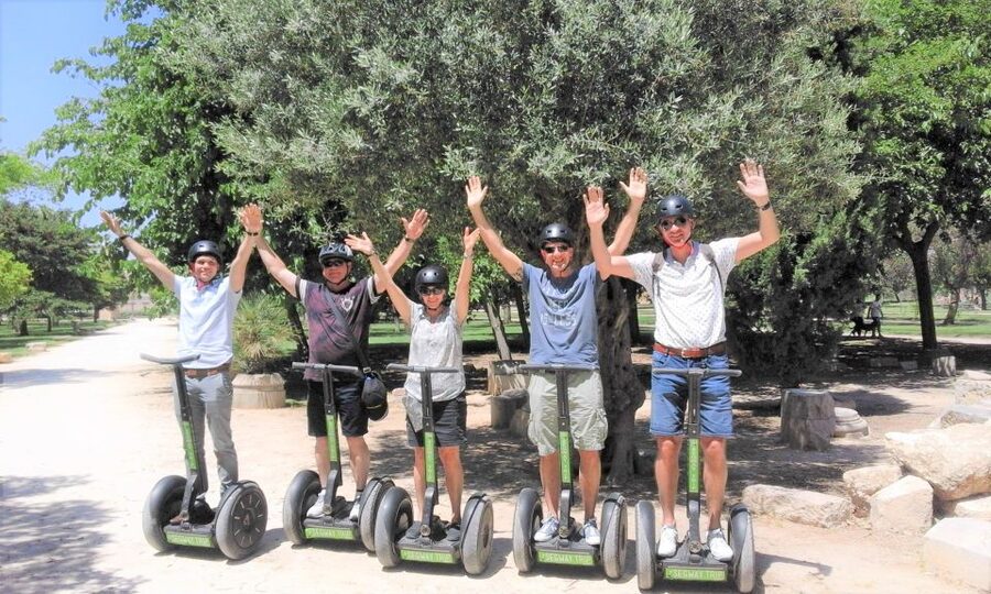 Valencia: Cabecera Park and Bioparc Segway Tour - Entering Cabecera Park and reaching the lake