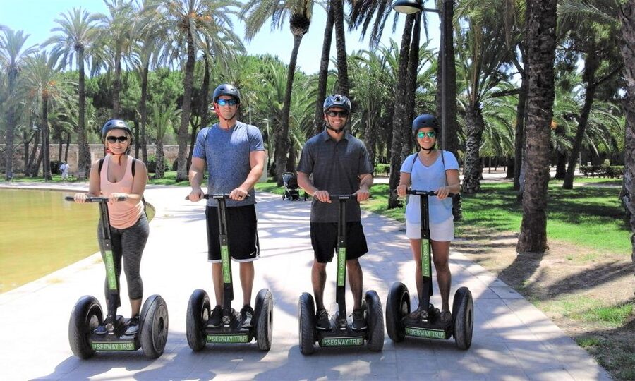 Valencia: Cabecera Park and Bioparc Segway Tour - The guides and the tone of the outing