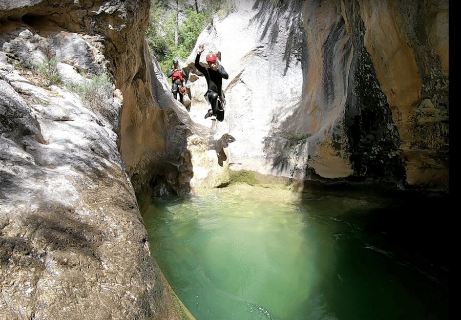 Valencia: Canyoning Half-Day Adventure Tour - From Valencia Hotel Pickup to Multiaventura Charm Anna