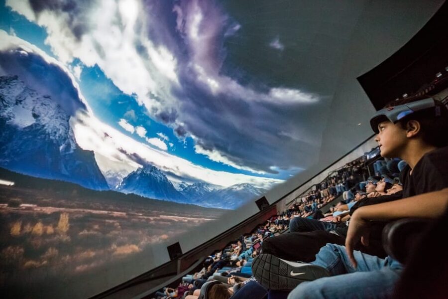 Valencia: City of Arts and Science 3D Movie at Hemisfèric - Should you book the Hemisfèric film?