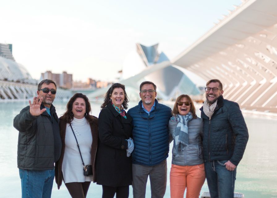 Valencia: City Tour with Tapas Shore Excursion - Should you book this tour?