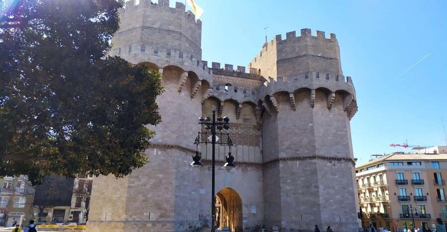 Valencia: City Walking Tour with Top Attractions - ITALIAN - Key points to know before you book