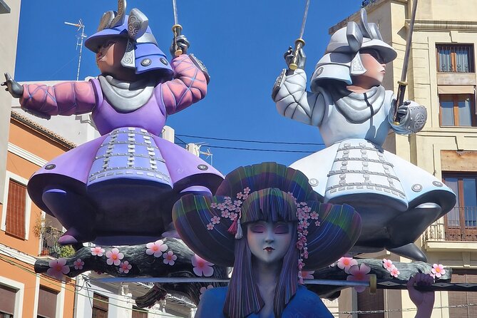 Valencia: Fallas Festival Walking Tour with Entry Ticket - Entering three Fallas instead of only viewing them
