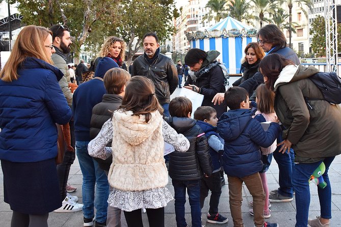 Valencia Family Tour Guided tour in Italian - La Lonja de la Seda from the outside