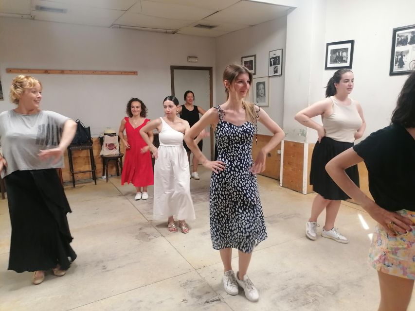 Valencia: Flamenco Class Experience - The meeting point and studio address