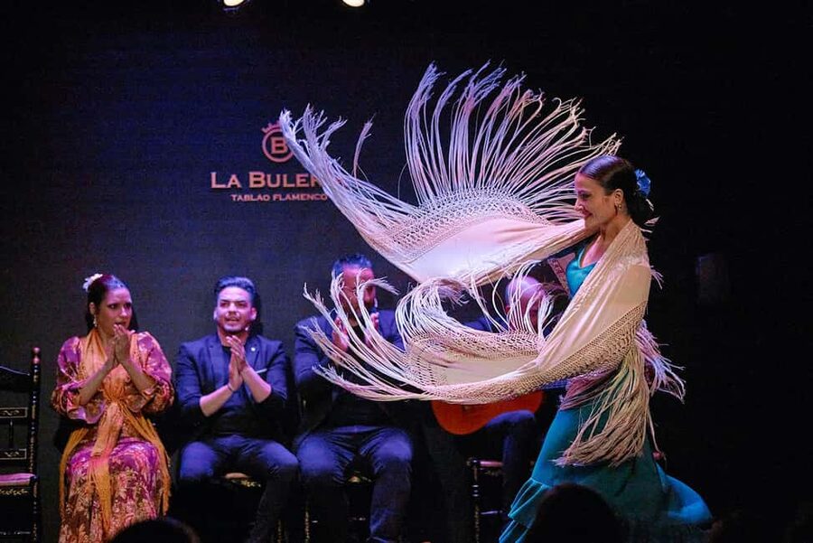 Valencia: Flamenco Show with Dinner at La Bulería - VIP Excellence: better position and a longer drink list