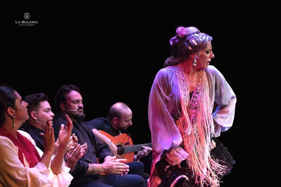Valencia: Flamenco Show with Dinner at La Bulería - The flamenco show is the heart of the night