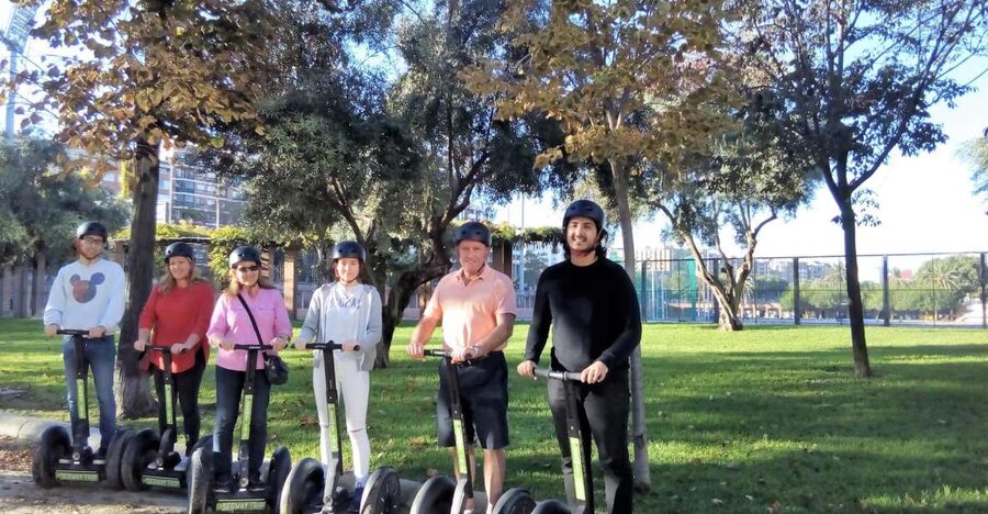 Valencia: Garden & Palace Music Segway Tour - Entering the Turia Gardens