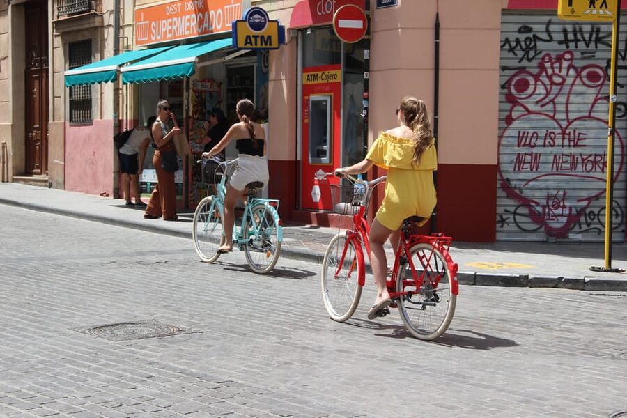 Valencia: Grand City Bike Tour on Bicycle, E-Bike or E-Step - How the $35 price holds up