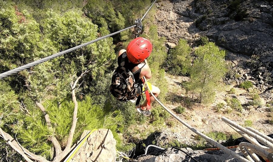 Valencia: Guided Mountaineering Experience - Leaving Valencia for the cliffs
