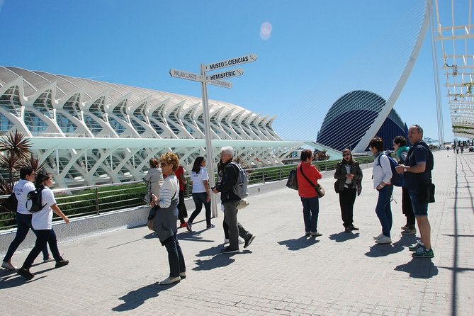 Valencia guided tours - walking tours - - Valencia Cathedral and three centuries of design