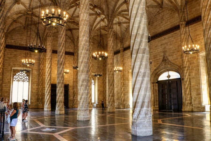 Valencia Highlights Half-Day Private Tour with Local Tasting - Why this Valencia walk works well