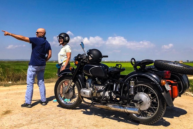 Valencia Highlights on a Vintage Sidecar with local driver - Port, marina, and the move toward the beach