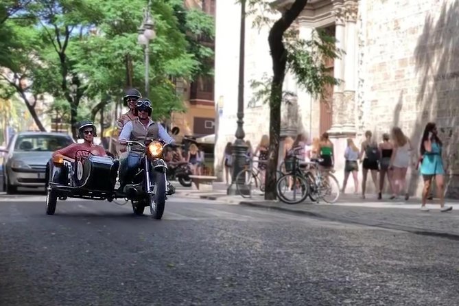 Valencia Highlights on a Vintage Sidecar with local driver - Cabanyal, local streets, and the final beach stop