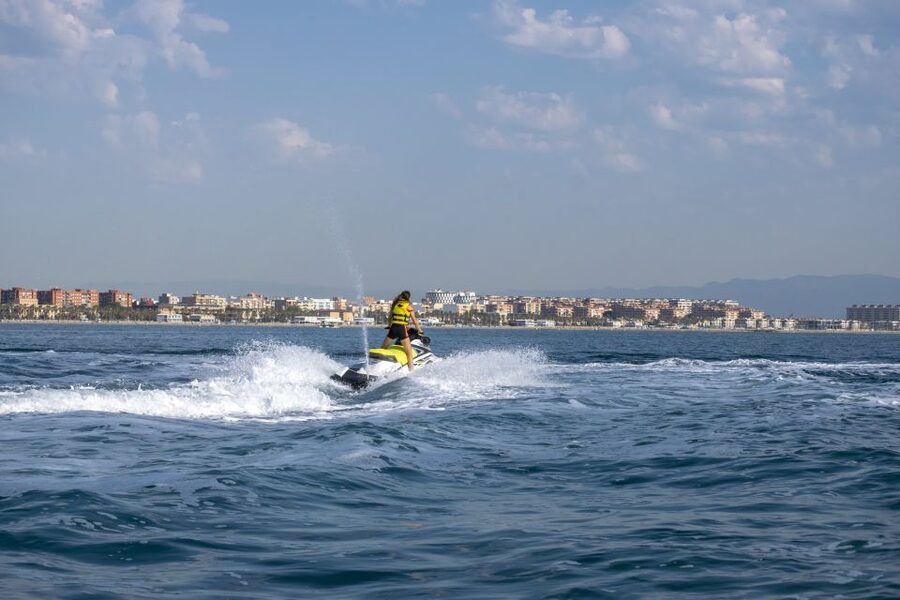Valencia: Jet Ski Tour with Paddle Surf - Safety, age rules, and comfort
