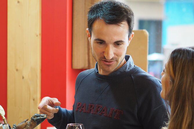 Valencia Morning Food Tour with Central Market by Food Lover Tour - The guides and the feel of the group