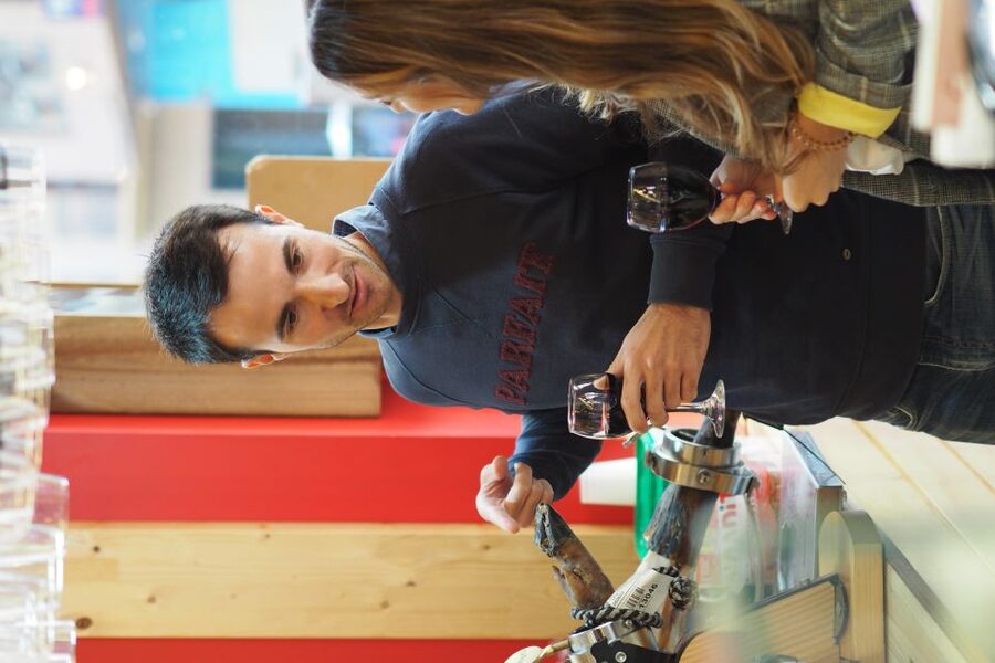 Valencia: Morning Food Tour with Central Market Visit - Why Valencian breakfast is worth building a tour around