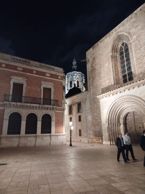 Valencia: Mystical Journey of Spirit and Secrets - How the guide shapes the experience