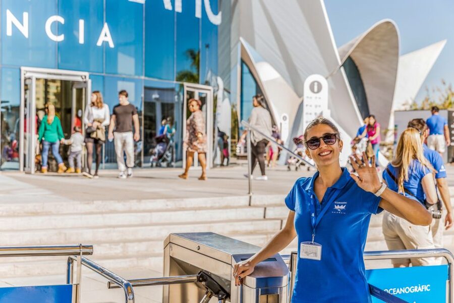 Valencia: Oceanogràfic Entry Ticket - Key points to know before you go