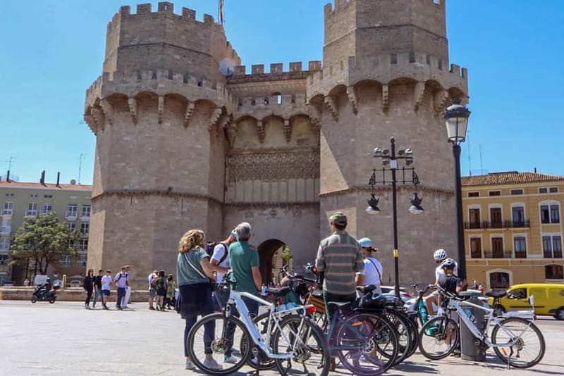 Valencia: Old Town to Modern Marvels "Premium EBike Yamaha" - Guide style, languages, and group size