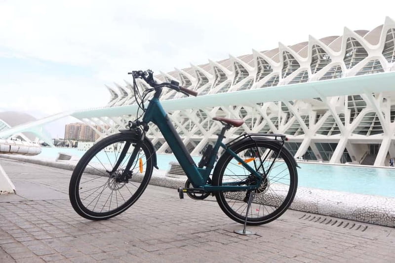 Valencia: Old Town to Modern Marvels "Premium EBike Yamaha" - The Turia Gardens make the ride worthwhile