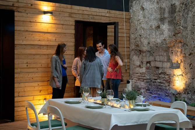 Valencia Old Town Tour with Wine & Tapas in 11th Century Historic Monument - Timing, meeting point, and practical details