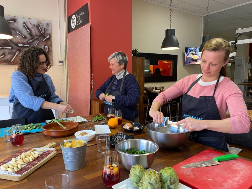 Valencia: Paella Workshop and Algiros Market Visit - Why this class is about more than eating paella