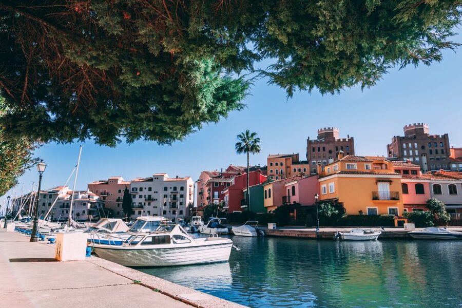 Valencia: Port Saplaya Boat Tour with Free Drink & Swimming - From Valencia Marina to the open coast