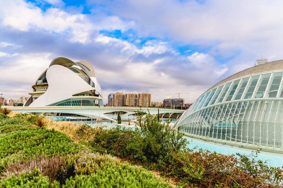 Valencia: Private Brunch Tour with Basic Spanish Learning - The walk ends by Mercat Central
