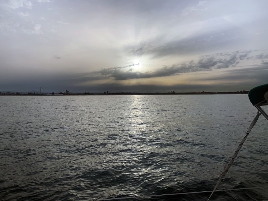 Valencia: Private Sailing Trip with Snacks and Drinks - Following the shore toward Saler Beach