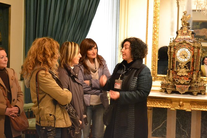 Valencia: Private Tailored Tour - Plaza de l’Ajuntament and Valencia’s civic center