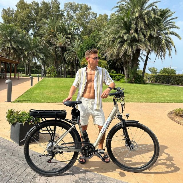Valencia Private Tour by E-bike or Bike - Riding through Ciutat Vella to Serranos Towers