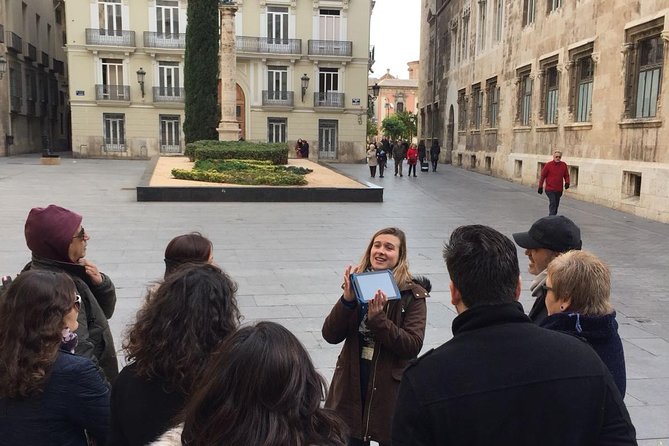 Valencia Private Walking Tour with Official Valencian Guide - Plaça de la Mare de Déu and Valencia’s layered center
