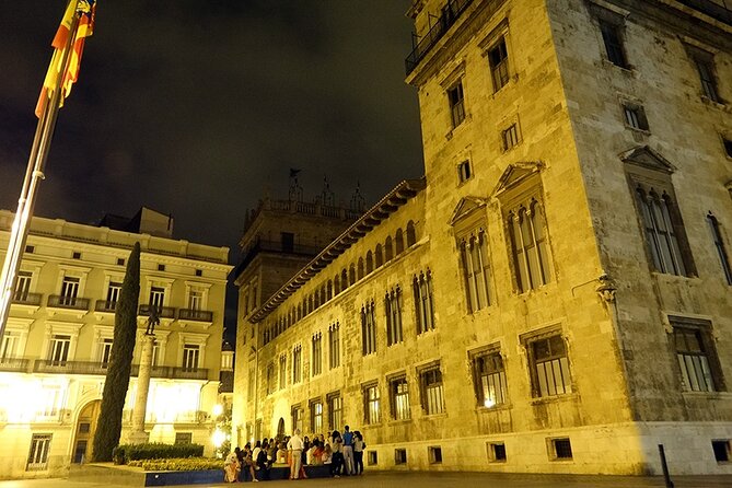 Valencia's Legends & Stories by Moonlight - Why Valencia after dark changes the story