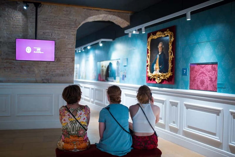 Valencia: San Nicolas, Silk Museum and Santos Juanes Church - Three sights that tell Valencia’s story