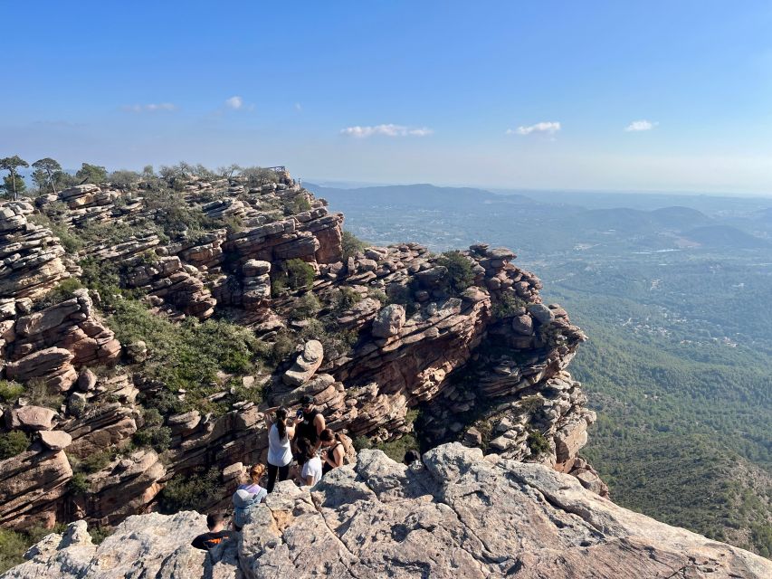 Valencia: Sierra Calderona & El Garbí Mountain hiking Tour - Breathwork, stretching, and Valencian food