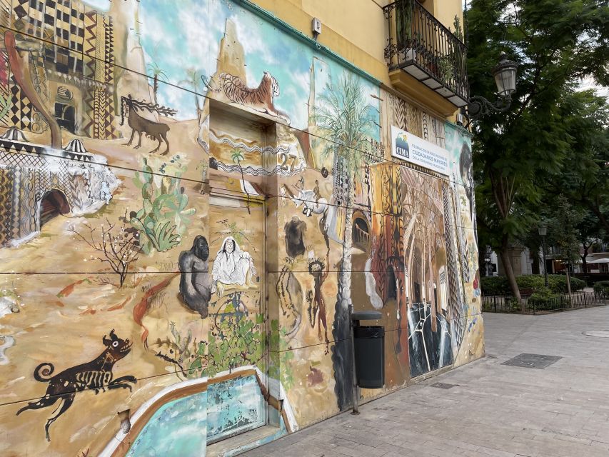 Valencia: Street Art Tour on Bicycle, E-Bike or E-Step - Key points at a glance