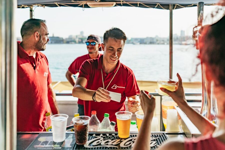 Valencia: Sunset or Daytime Catamaran Cruise with Drink - How long does the cruise really last?