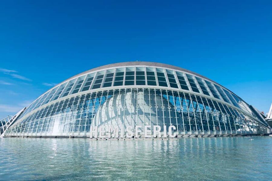 Valencia: the best 25 spots in the city by bike! - Key points to know before you book