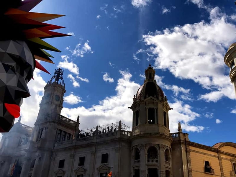 Valencia: The Highlights Tour in Vintage Sidecar - City Hall, the Post Office, and the Bullring
